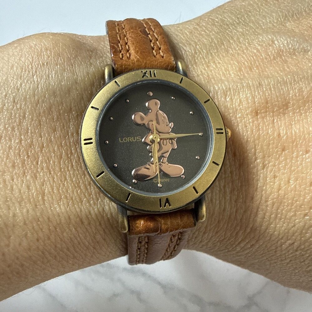 Lorus Disney Mickey Mouse Watch Rose Gold Silhouette Ladies Brown Leather Japan